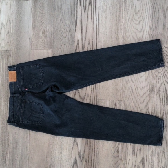 Levi's Wedgie jeans, black denim, straight leg, high rise, Size 28 - Picture 5 of 8